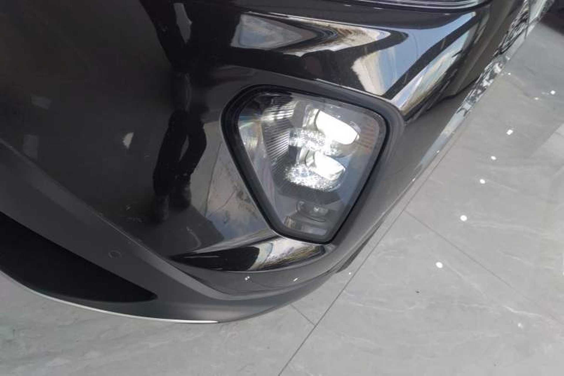 Used Nio EC7 2024 75 kWh Left Front Headlight