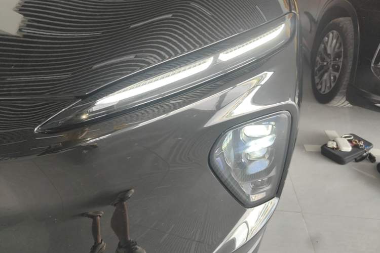 Used Nio EC7 2024 75 kWh Left Front Headlight