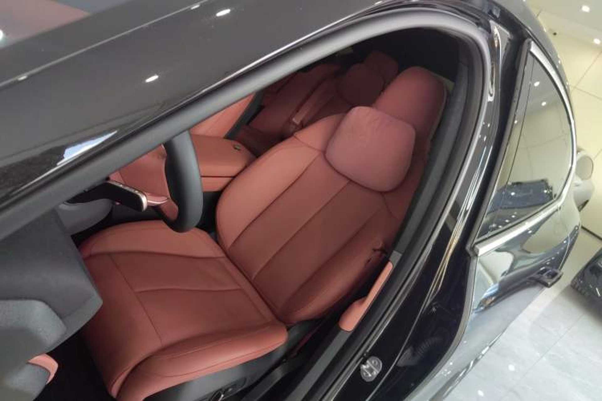 Used Nio EC7 2024 75 kWh Left Front Seat