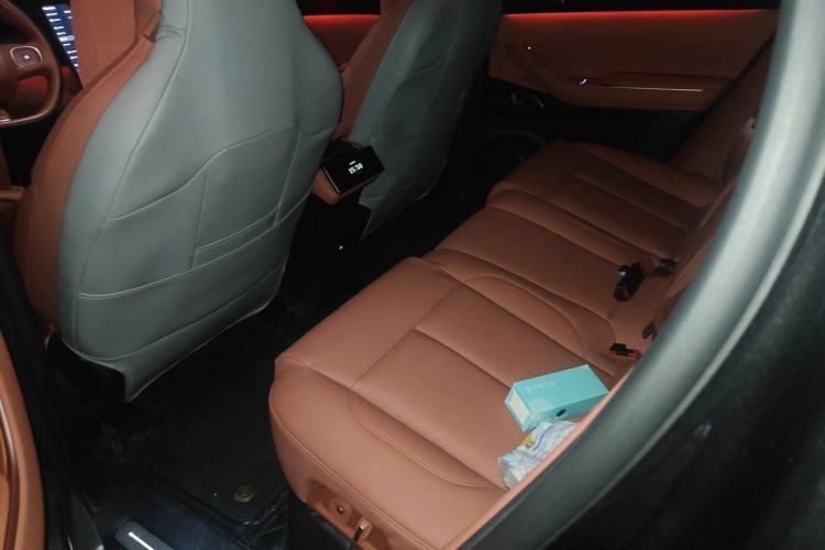 Used Nio EC7 2024 75 kWh Left Rear Seat