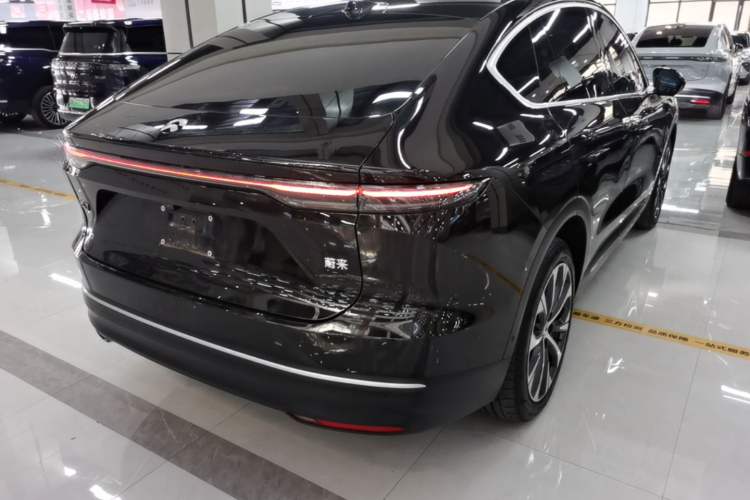 Used Nio EC7 2024 75 kWh Rear Right 45 Deg