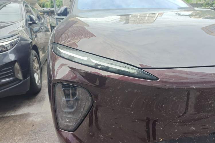 Used Nio EC7 2024 75 kWh Right Front Headlight