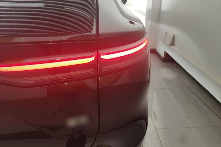 Used Nio EC7 2024 75 kWh Right Rear Taillight