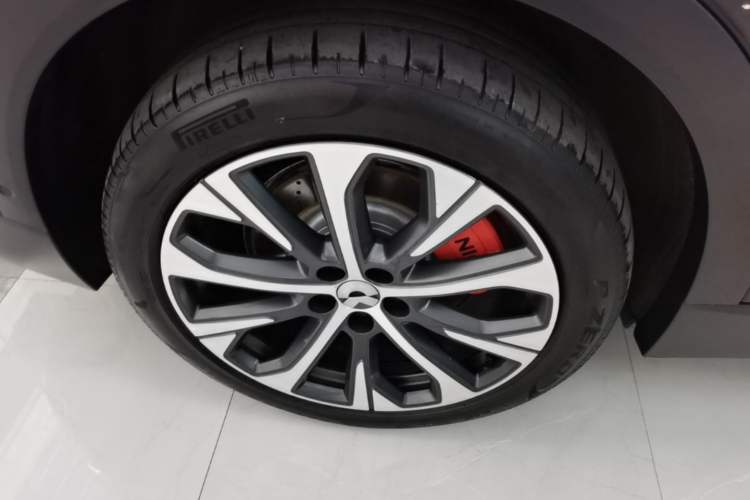 Used Nio EC7 2024 75 kWh Right Rear Wheel Hub