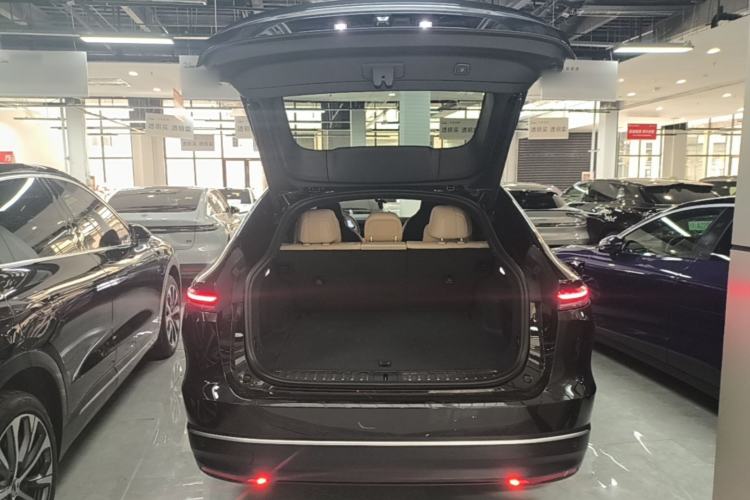 Used Nio EC7 2024 75 kWh Trunk