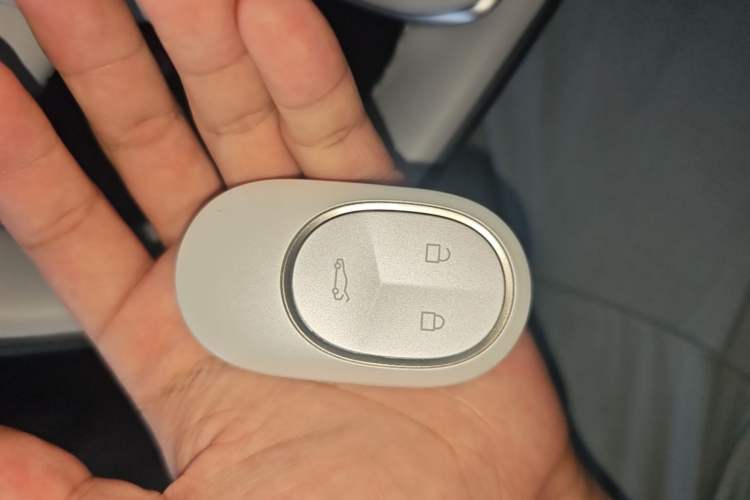 Used Nio EC7 2024 100kWh Vehicle Key