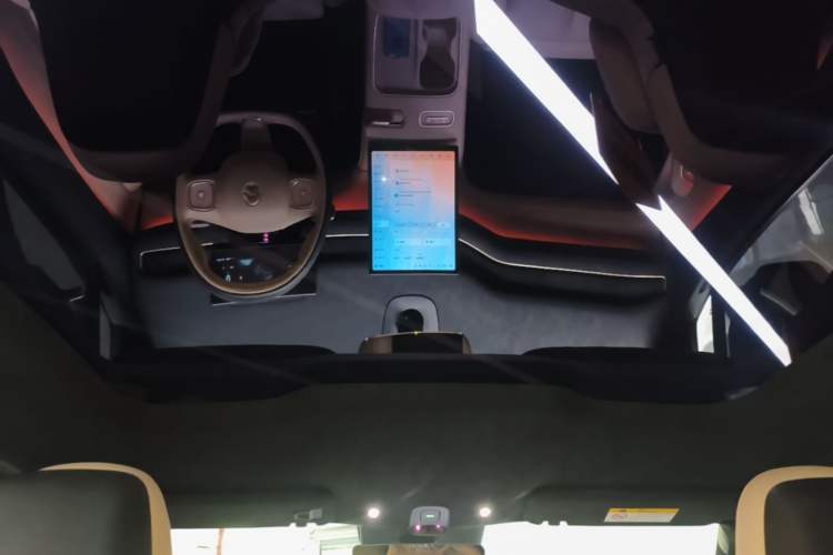 Used Nio EC7 2024 75 kWh Headliner