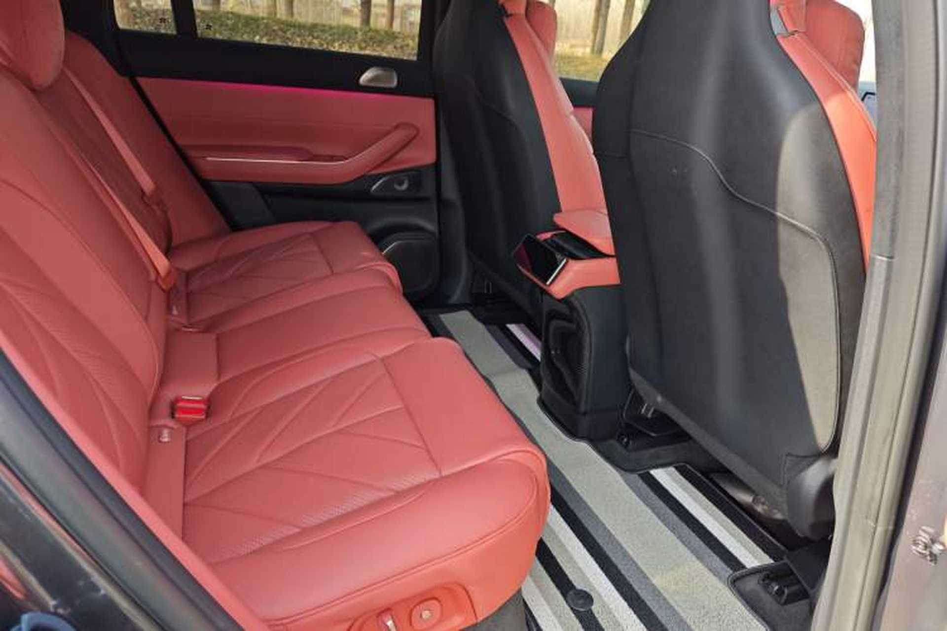 Used Nio EC7 2024 100kWh Signature Edition Interior 4
