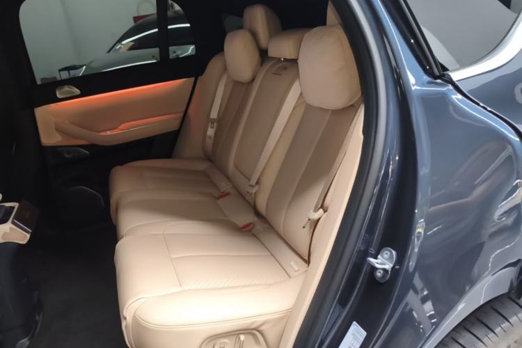 Used Nio EC7 2024 75 kWh Left Rear Seat