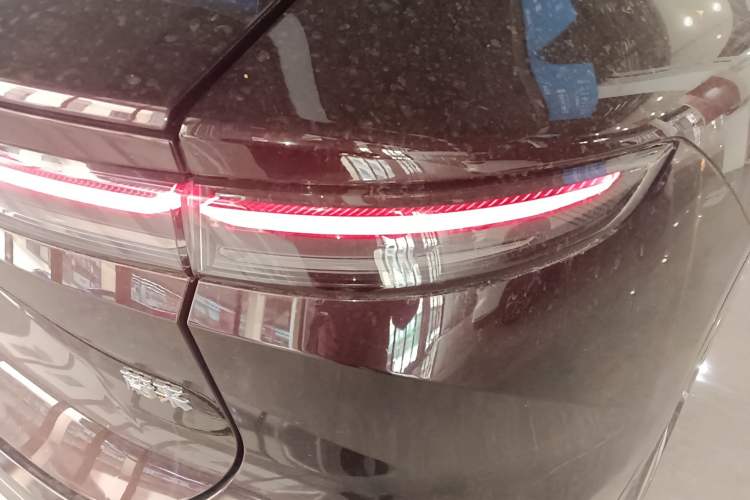 Used Nio EC7 2024 75 kWh Exterior 3
