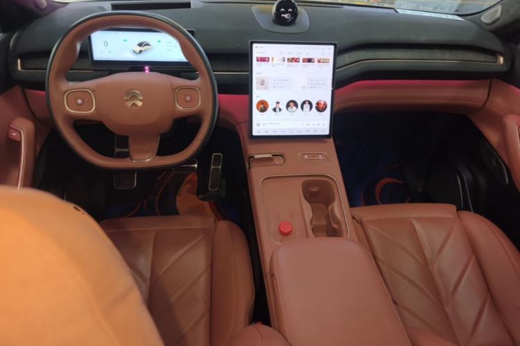 Used Nio EC7 2024 100kWh Signature Edition Center Console