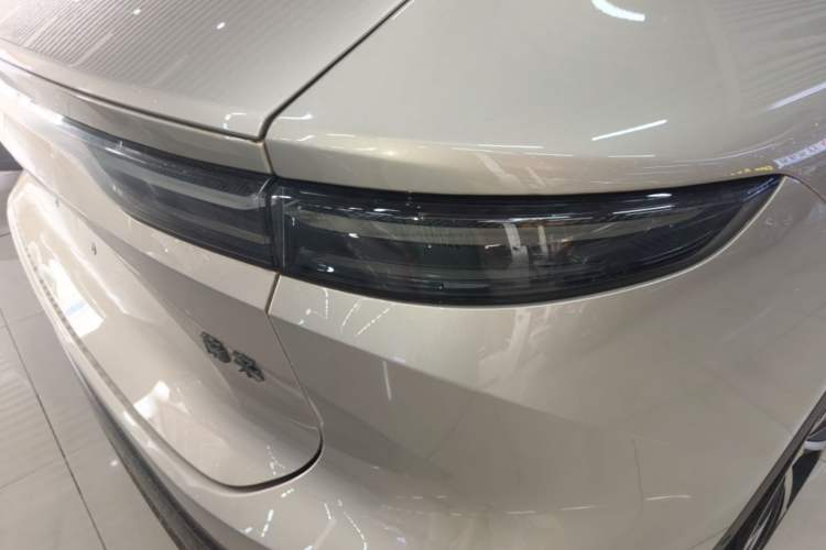 Used Nio EC7 2024 100kWh Signature Edition Right Rear Taillight