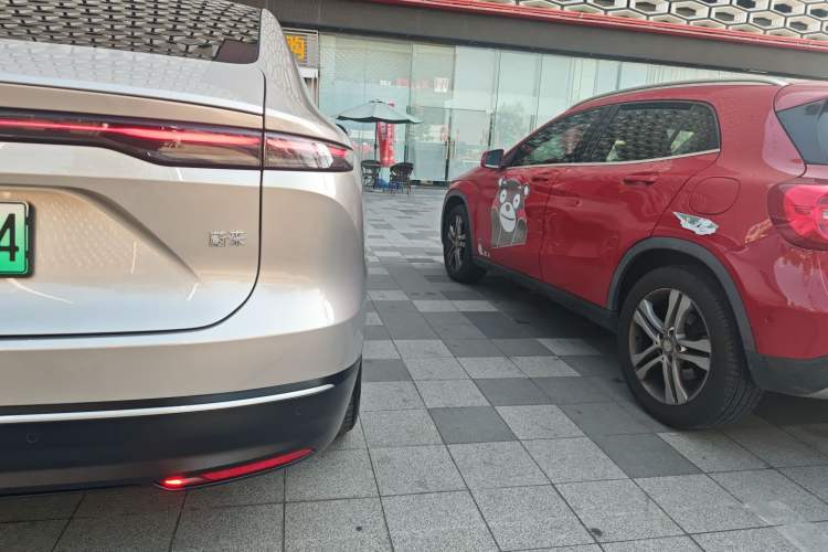 Used Nio EC7 2024 100kWh Signature Edition Right Rear Taillight