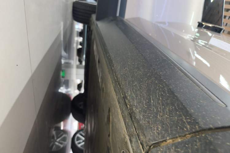 Used Nio EC7 2024 100kWh Signature Edition Right Side Sill