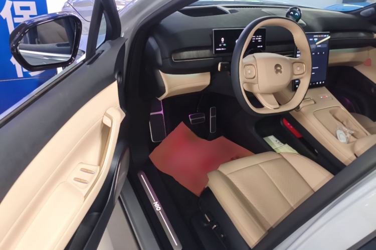 Used Nio EC7 2024 75 kWh Driver Seat