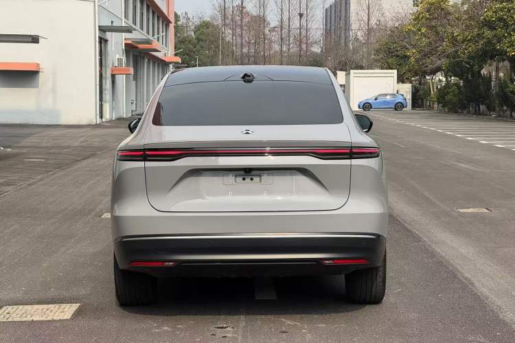 Used Nio EC7 2024 75 kWh Exterior 3