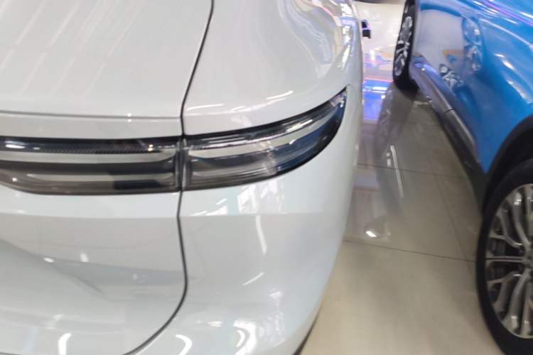 Used Nio EC7 2024 75 kWh Exterior 3