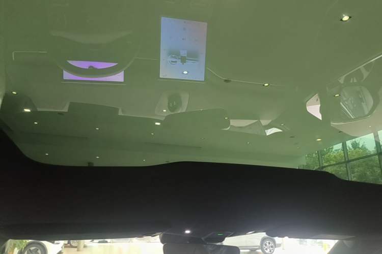 Used Nio EC7 2024 75 kWh Headliner