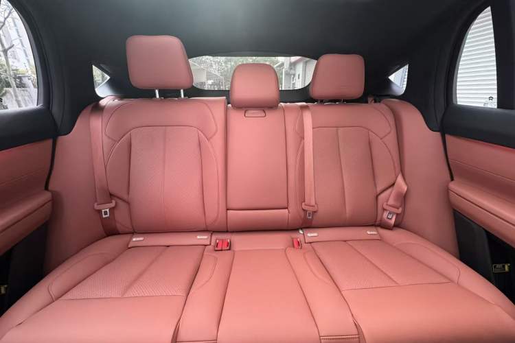 Used Nio EC7 2024 75 kWh Interior 11