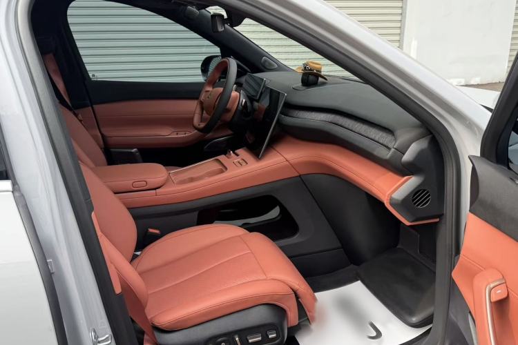 Used Nio EC7 2024 75 kWh Interior 12