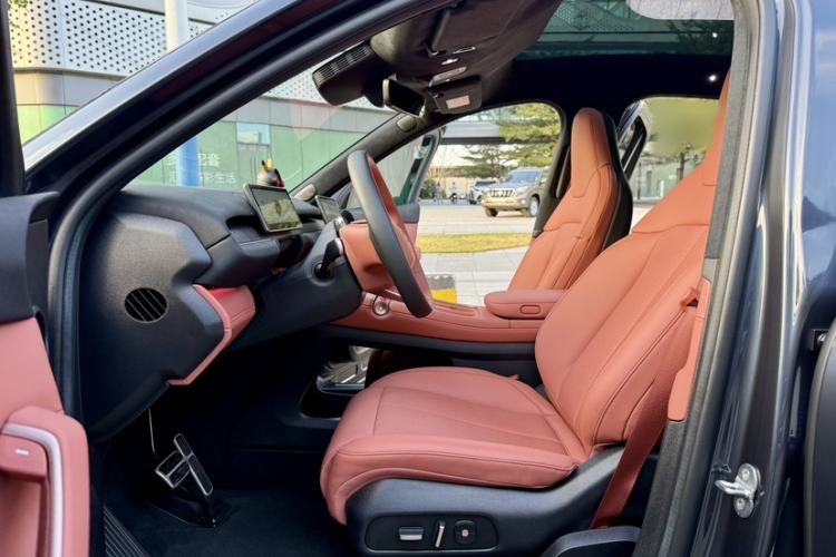 Used Nio EC7 2024 75 kWh Interior 13