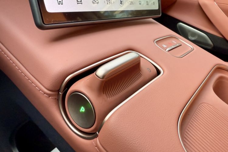 Used Nio EC7 2024 75 kWh Interior 9