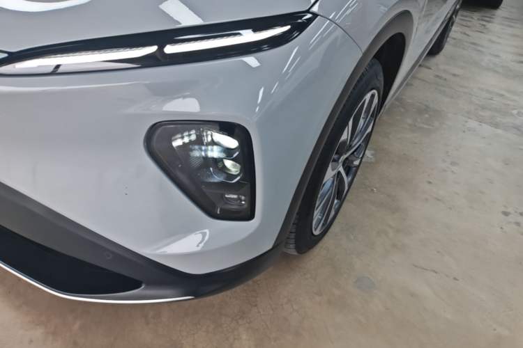 Used Nio EC7 2024 75 kWh Left Front Headlight