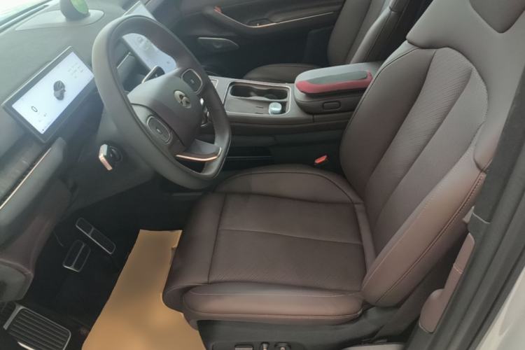 Used Nio EC7 2024 75 kWh Left Front Seat