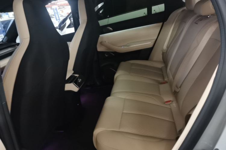 Used Nio EC7 2024 75 kWh Left Rear Seat