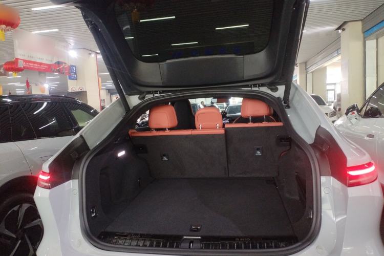 Used Nio EC7 2024 75 kWh Trunk