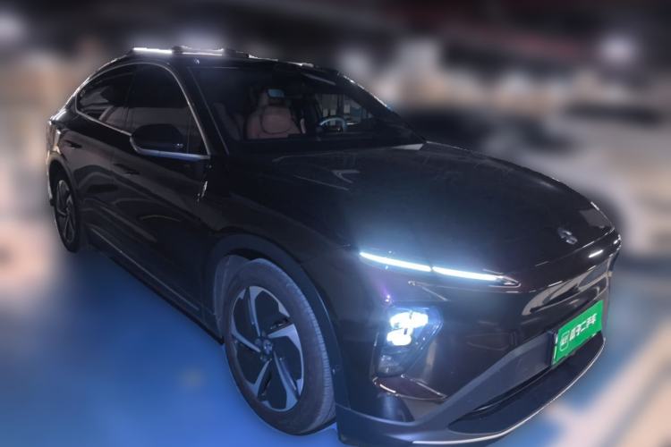 Used Nio EC7 2024 75 kWh Front Right 45 Deg