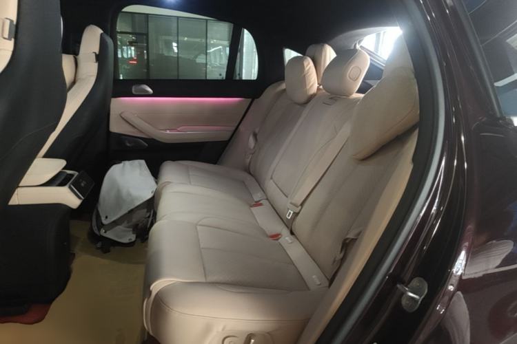 Used Nio EC7 2024 75 kWh Left Rear Seat