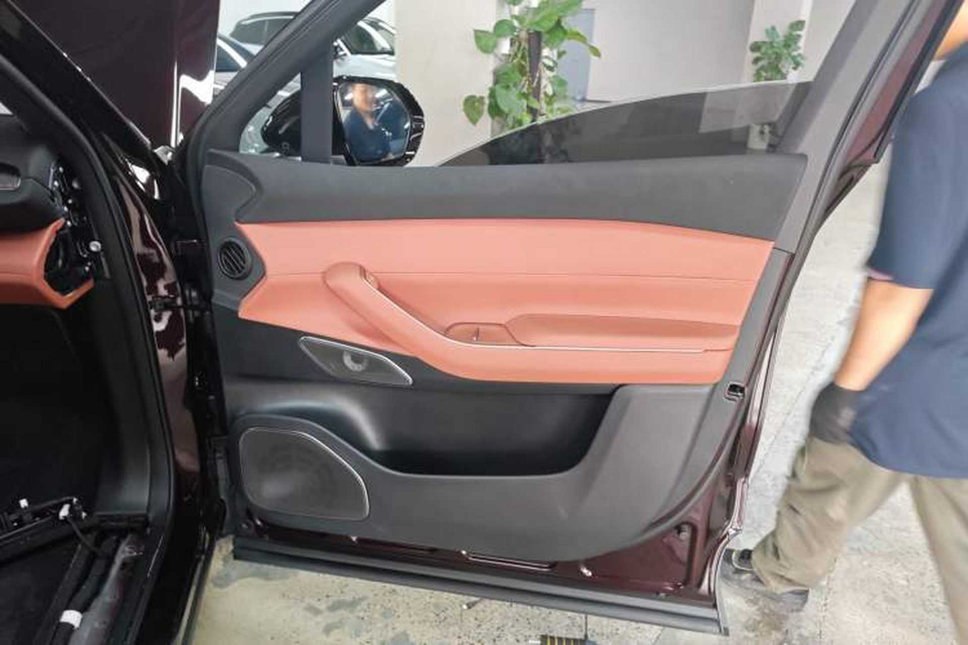 Used Nio EC7 2024 100kWh Right Front Door Interior