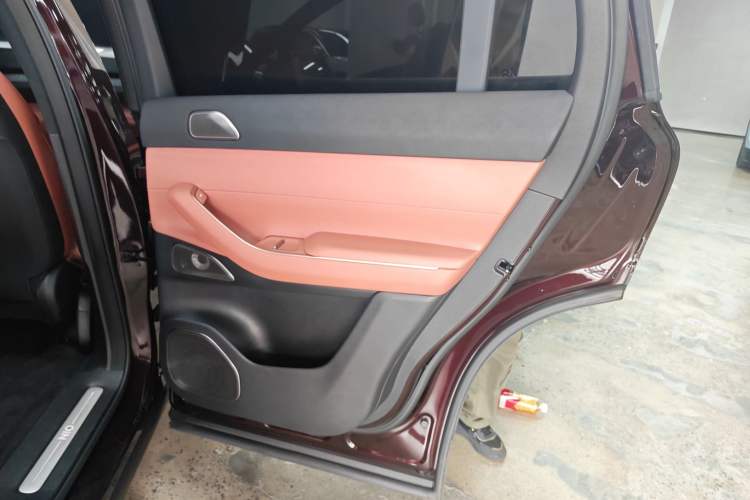 Used Nio EC7 2024 100kWh Right Rear Door Interior