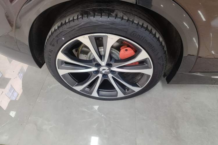 Used Nio EC7 2024 75 kWh Right Rear Wheel Hub