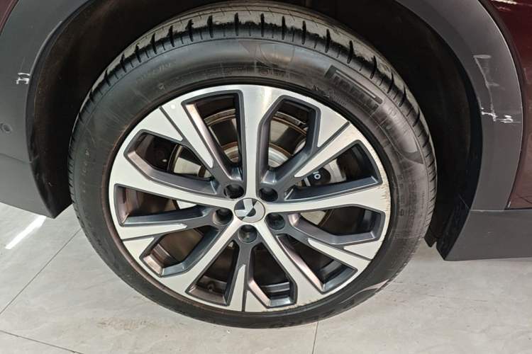 Used Nio EC7 2024 75 kWh Right Rear Wheel Hub