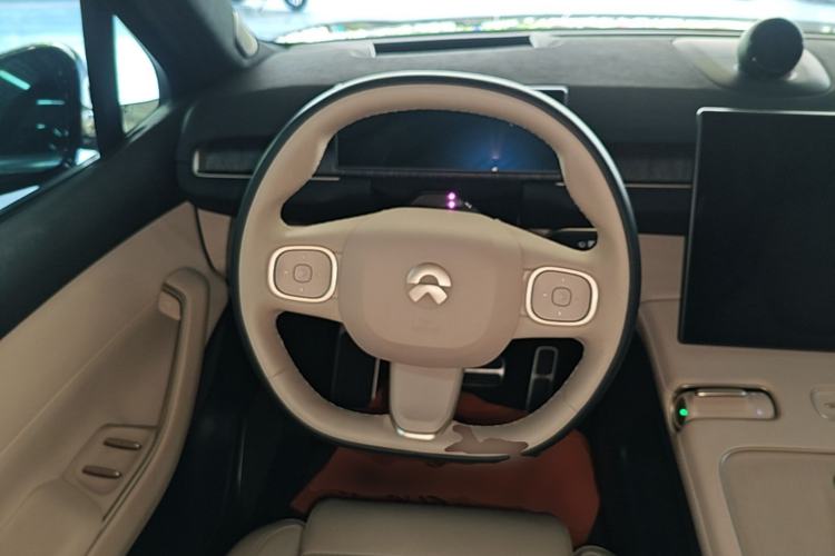Used Nio EC7 2024 75 kWh Steering Wheel