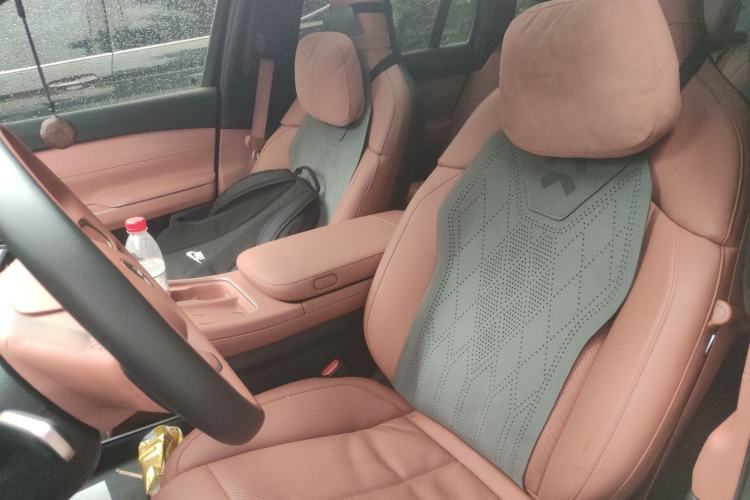 Used Nio EC7 2024 75 kWh Left Front Seat