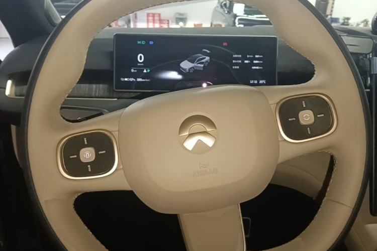 Used Nio EC7 2024 75 kWh Steering Wheel