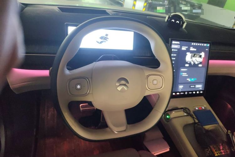 Used Nio EC7 2024 75 kWh Steering Wheel