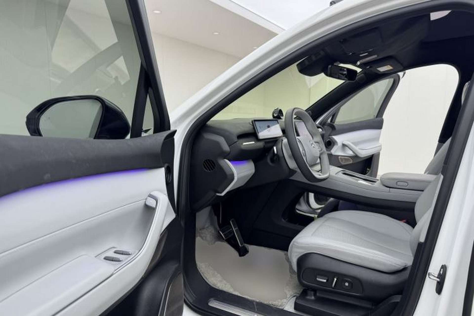 Used Nio EC7 2024 75 kWh Driver Seat