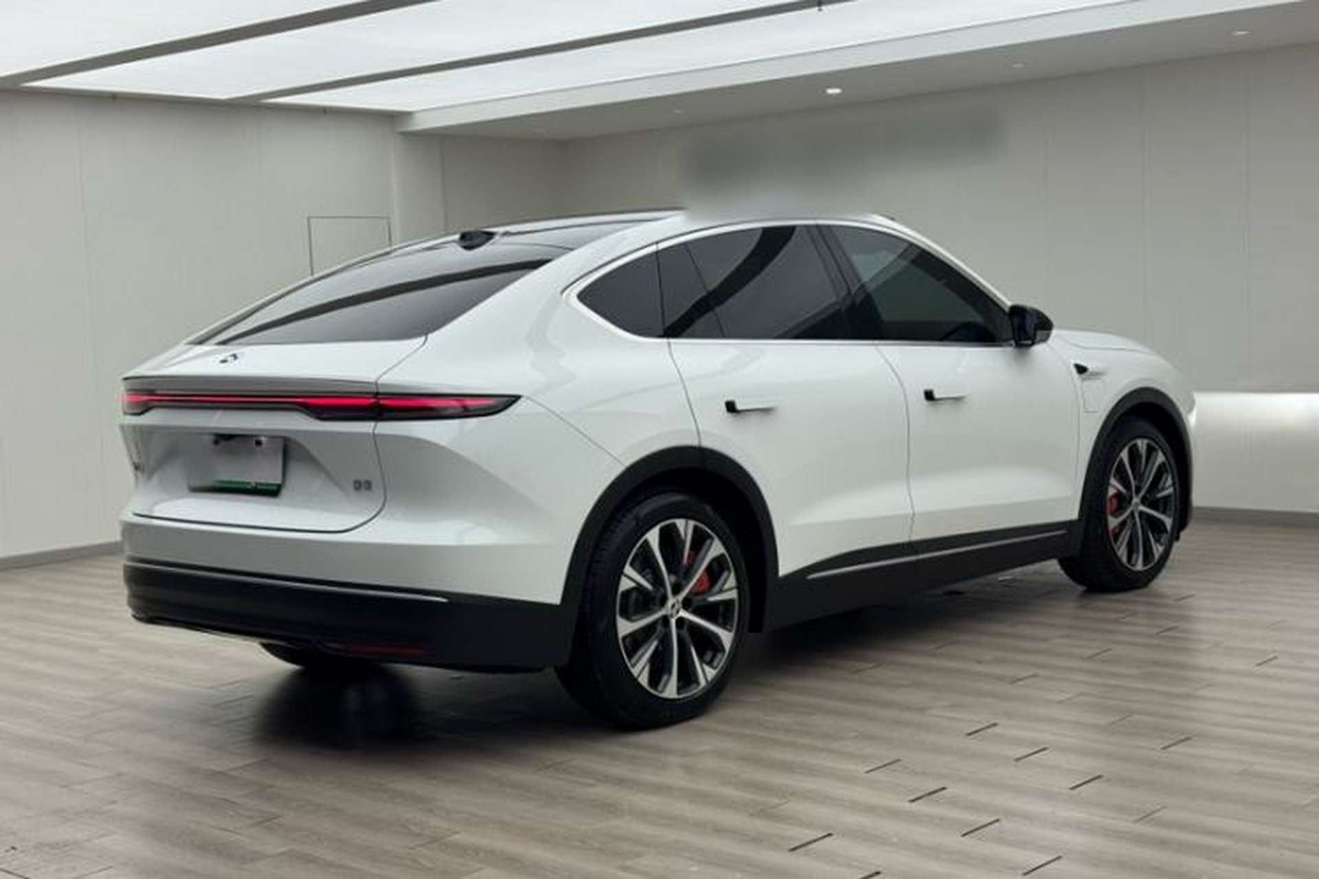 Used Nio EC7 2024 75 kWh Exterior 1