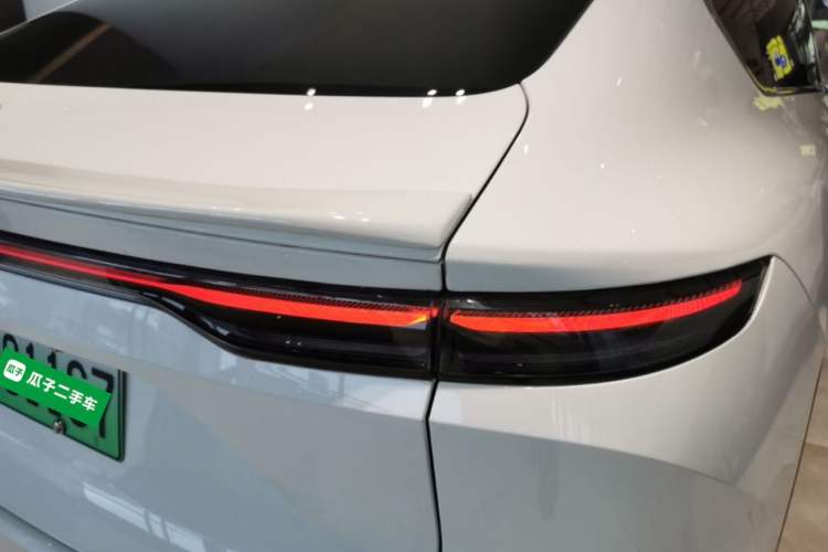 Used Nio EC7 2024 75 kWh Exterior 2