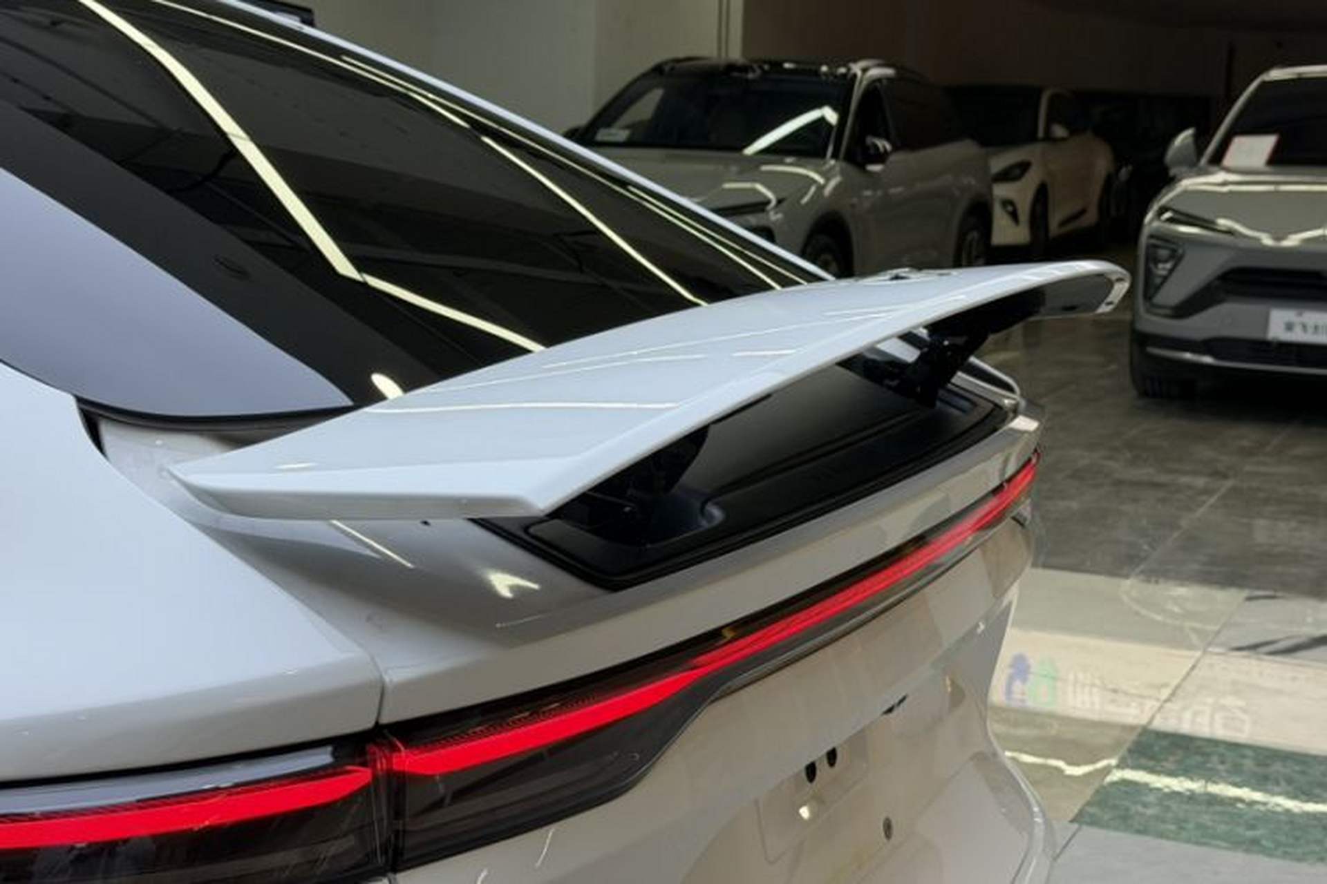Used Nio EC7 2024 75 kWh Exterior 5