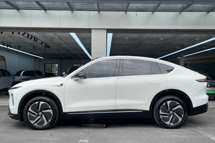 Used Nio EC7 2024 75 kWh Exterior 6