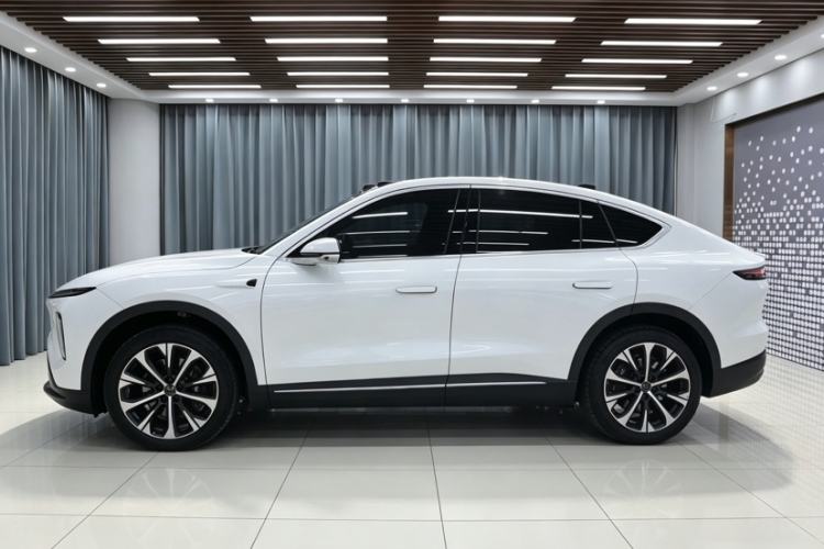 Used Nio EC7 2024 75 kWh Exterior 8
