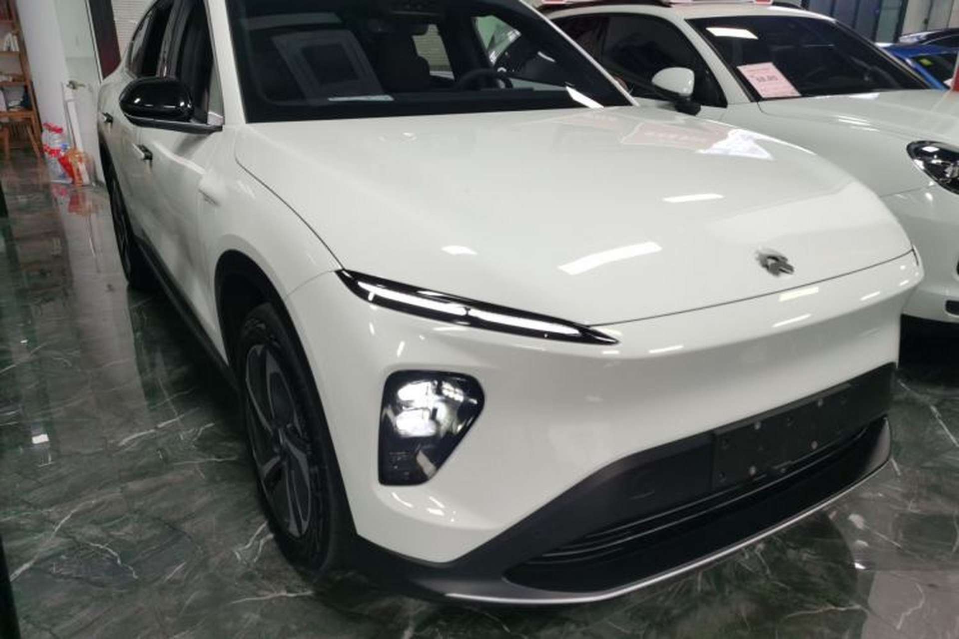 Used Nio EC7 2024 75 kWh Front Right 45 Deg