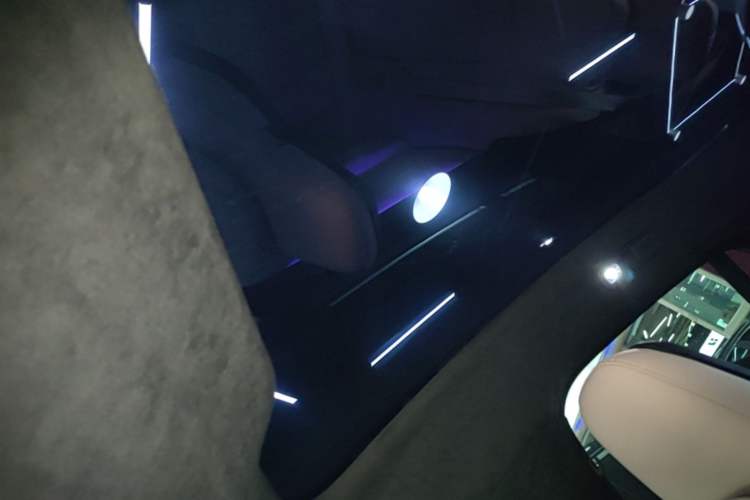 Used Nio EC7 2024 75 kWh Headliner