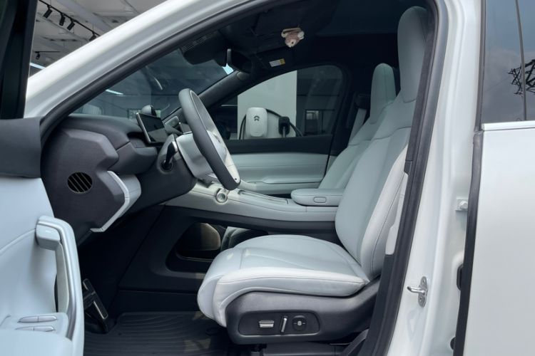 Used Nio EC7 2024 75 kWh Interior 1
