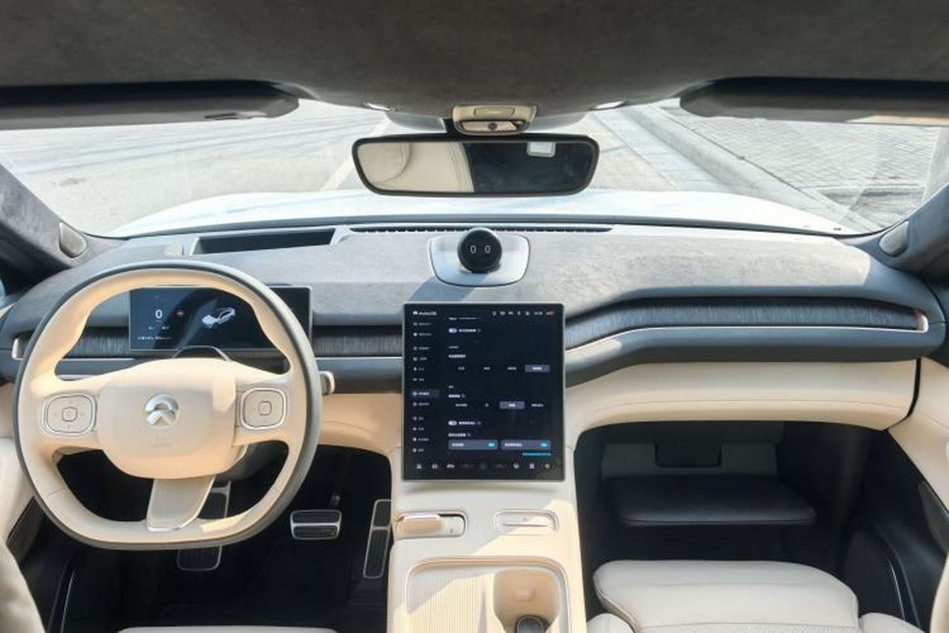 Used Nio EC7 2024 75 kWh Interior 1